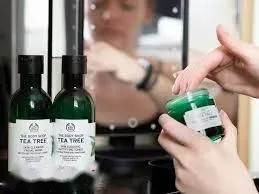 ژل شستشوی تی تری بادی شاپ حجم 250 میلی لیترTHE BODY SHOP TEA TREE - تصویر 7