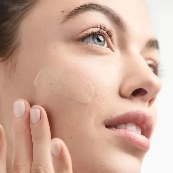 لوسیون مرطوب کننده دراماتیکالی دیفرنت کلینیک مدل لوسیون پلاس حجم 50ML - تصویر 6