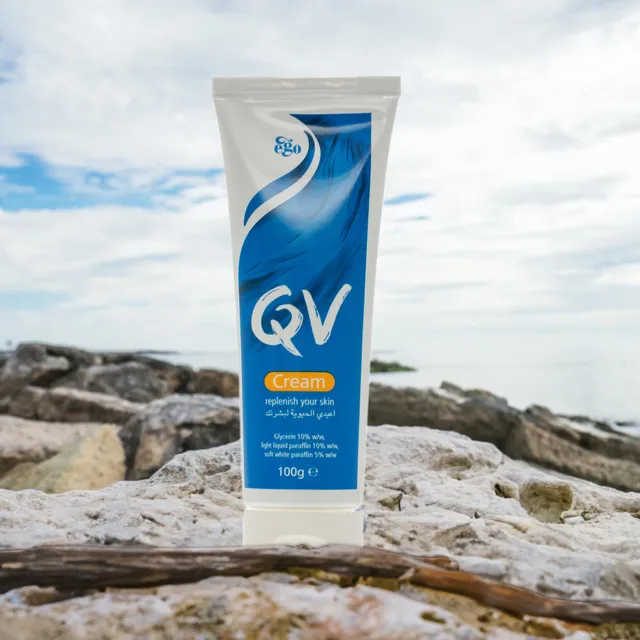کرم مرطوب کننده کیوی مدل QV replenishes Cream حجم 100 گرم