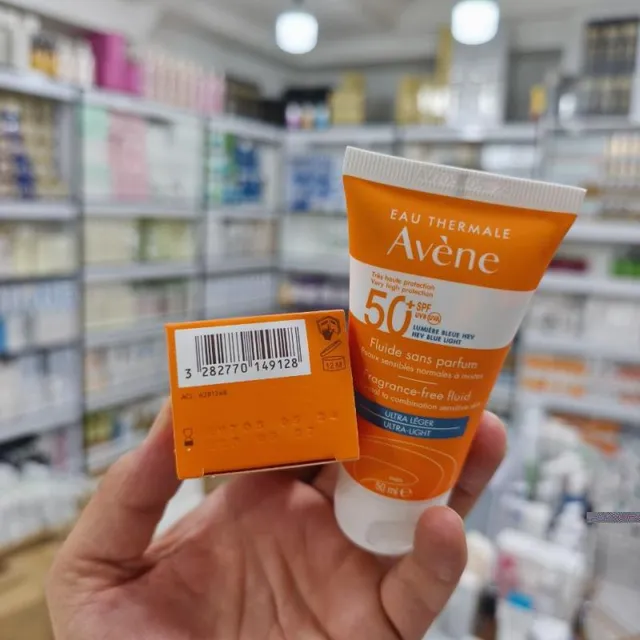 ضد آفتاب بی رنگ اون مدل فلویید Avene Fluid SPF50 های کپی - تصویر 2