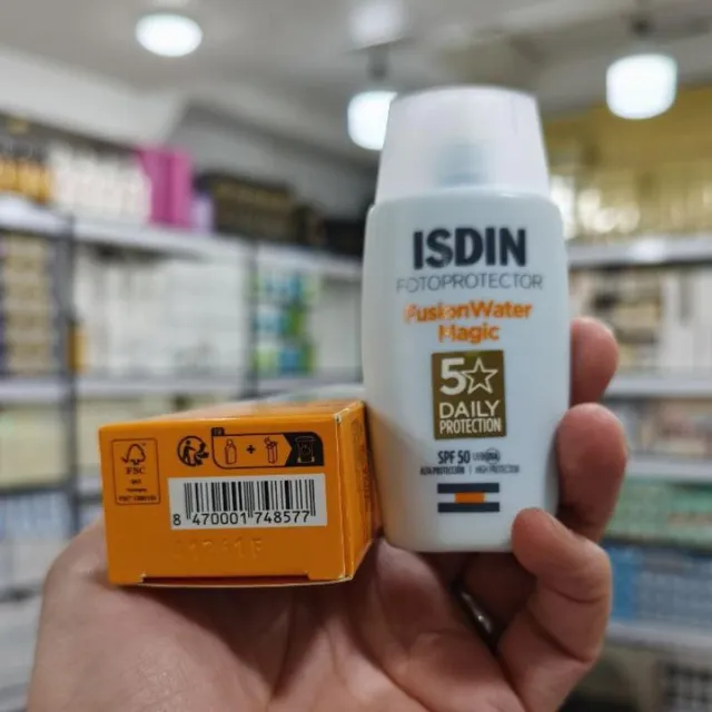 کرم ضد آفتاب بی رنگ ایزدین مدل magic SPF 50 حجم 50ml - تصویر 5