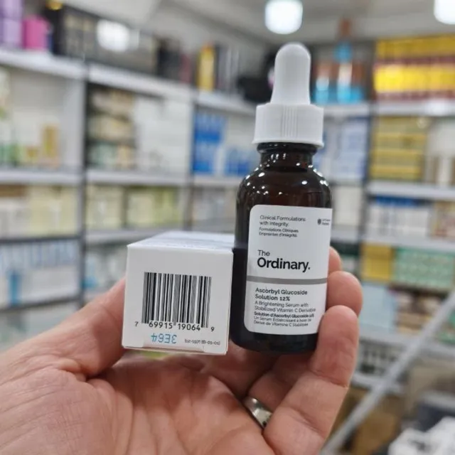 سرم ضد لک و ویتامین سی روشن کننده آسکوربیل گلوکوزاید 12% اوردینری - تصویر 4