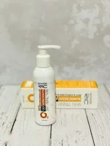 ژل ضد آفتاب مانسریک با SPF 50 حجم 120 میل